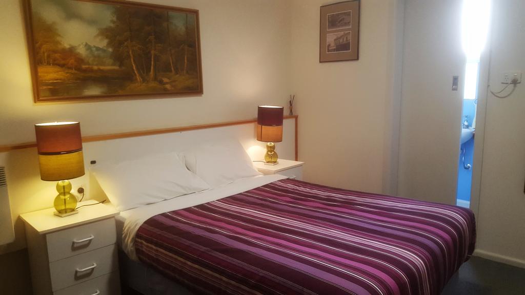 Clunes Motel エクステリア 写真