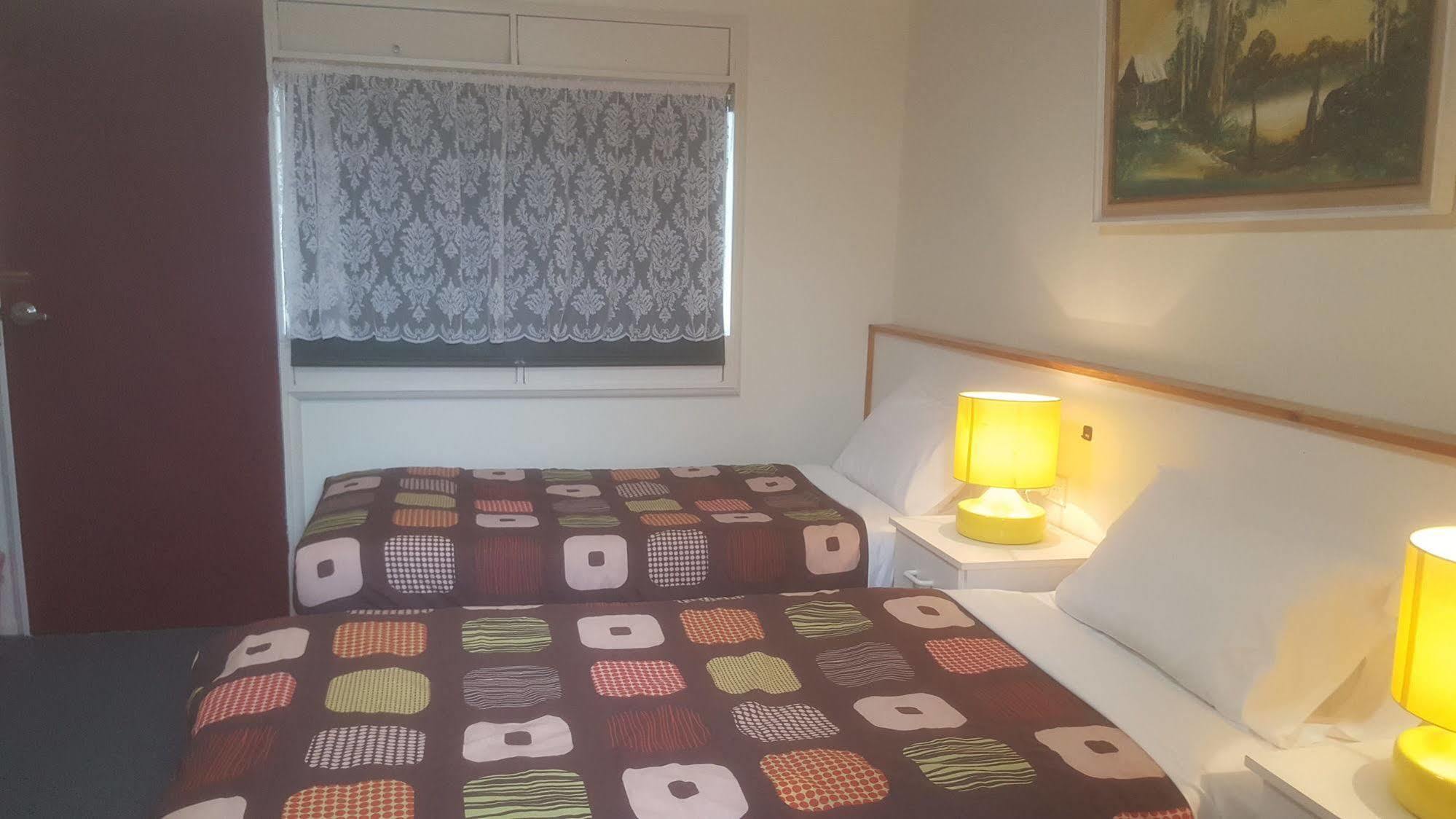 Clunes Motel エクステリア 写真